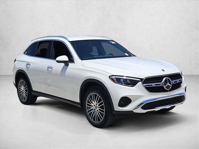 Certified 2026 Mercedes-Benz GLC 300 image 3
