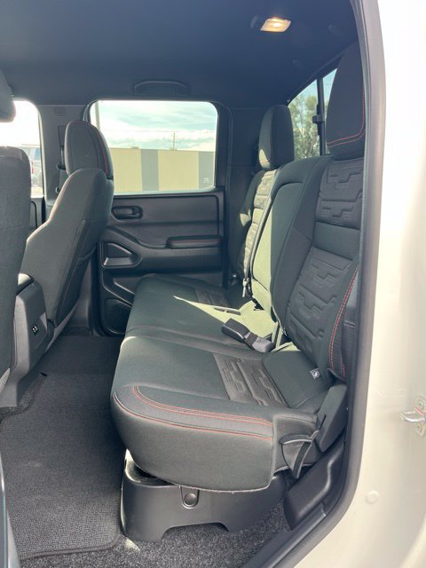 Used 2026 Nissan Frontier PRO-4X AWD/4WD image 28