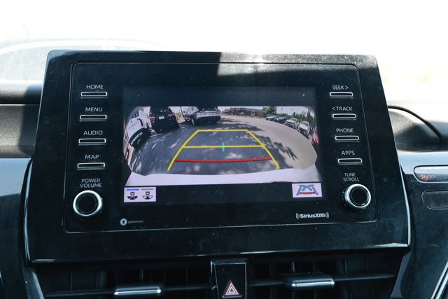 Used 2021 Toyota Camry SE w/ Convenience Package FWD image 17