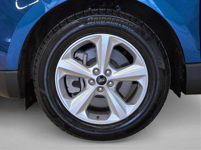 Certified 2024 Ford Edge SE image 23
