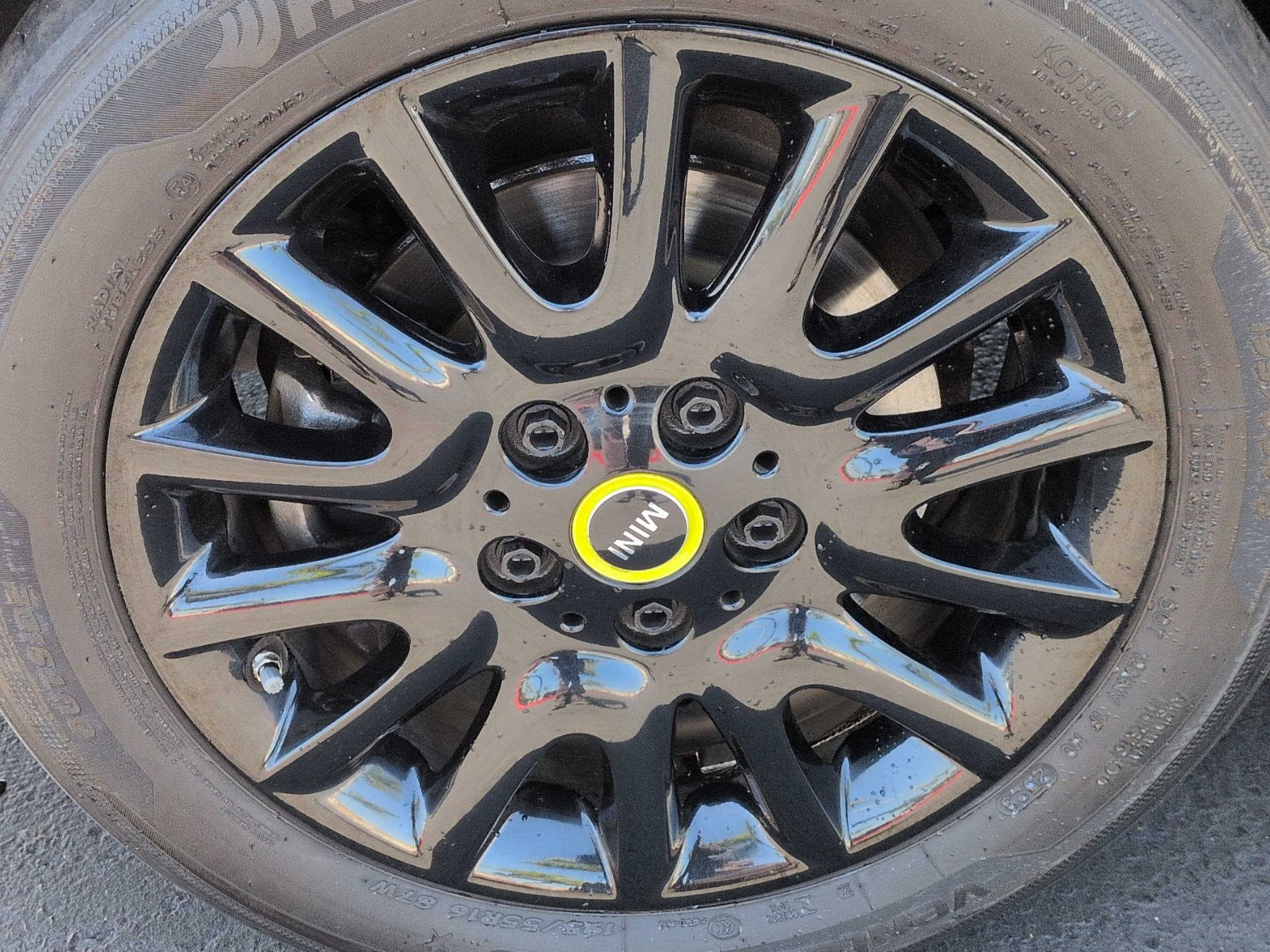 Used 2022 MINI Cooper SE FWD image 13