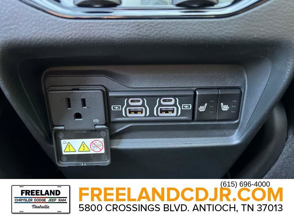 New 2025 Jeep Grand Cherokee Limited w/ Luxury Tech Group II image 21