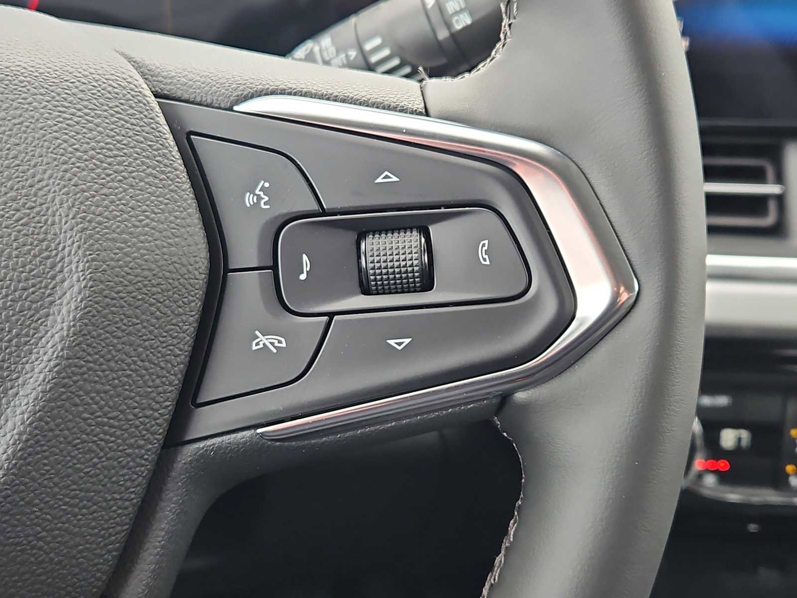 New 2026 Chevrolet Trax LT w/ Driver Confidence Package image 11