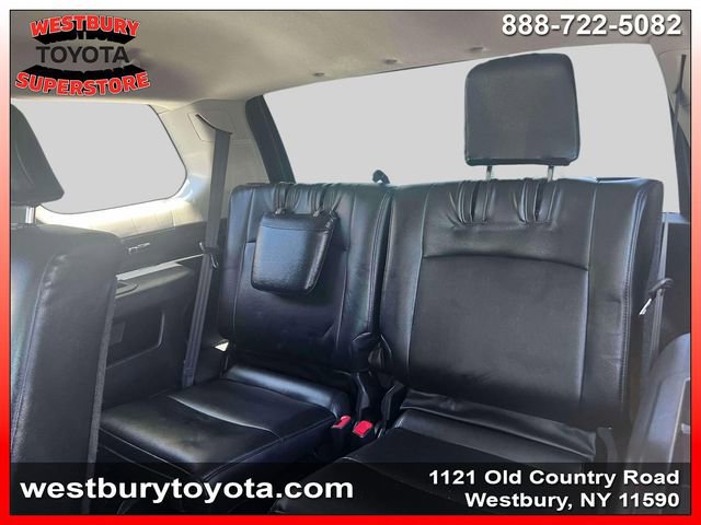 Used 2018 Toyota 4Runner SR5 AWD/4WD image 16