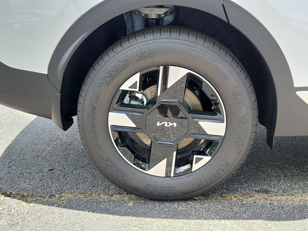 New 2026 Kia Sportage LX w/ LX Convenience Package FWD image 29