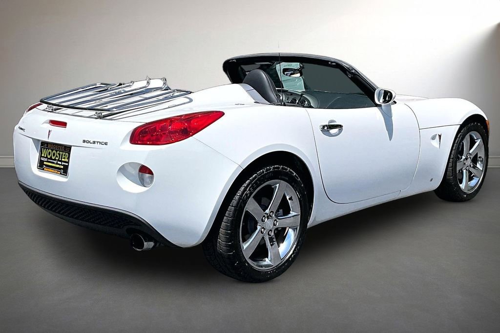 Used 2006 Pontiac Solstice Convertible w/ Premium Package RWD image 5