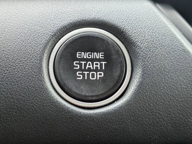 Used 2024 Kia Seltos EX FWD image 32