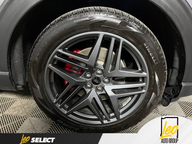 Used 2025 Ford Explorer ST AWD/4WD image 25