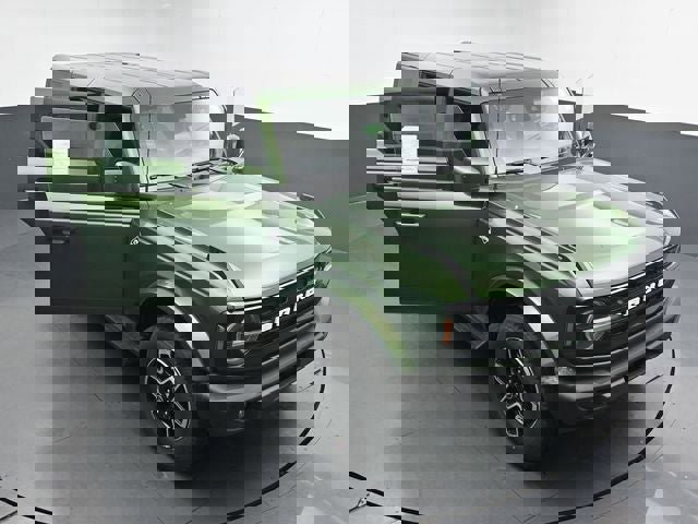 New 2025 Ford Bronco Outer Banks image 32