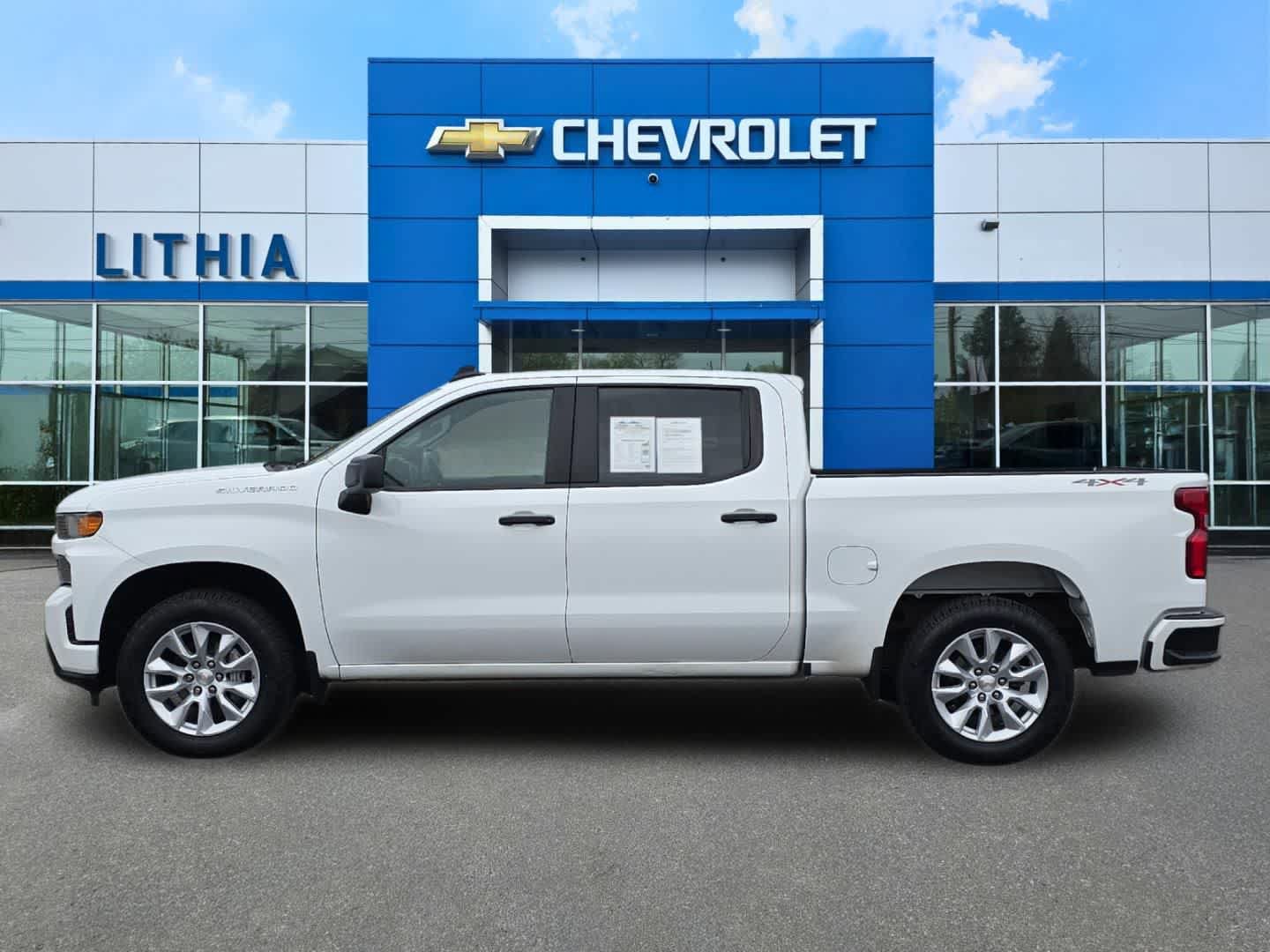 Used 2022 Chevrolet Silverado 1500 Custom AWD/4WD image 5