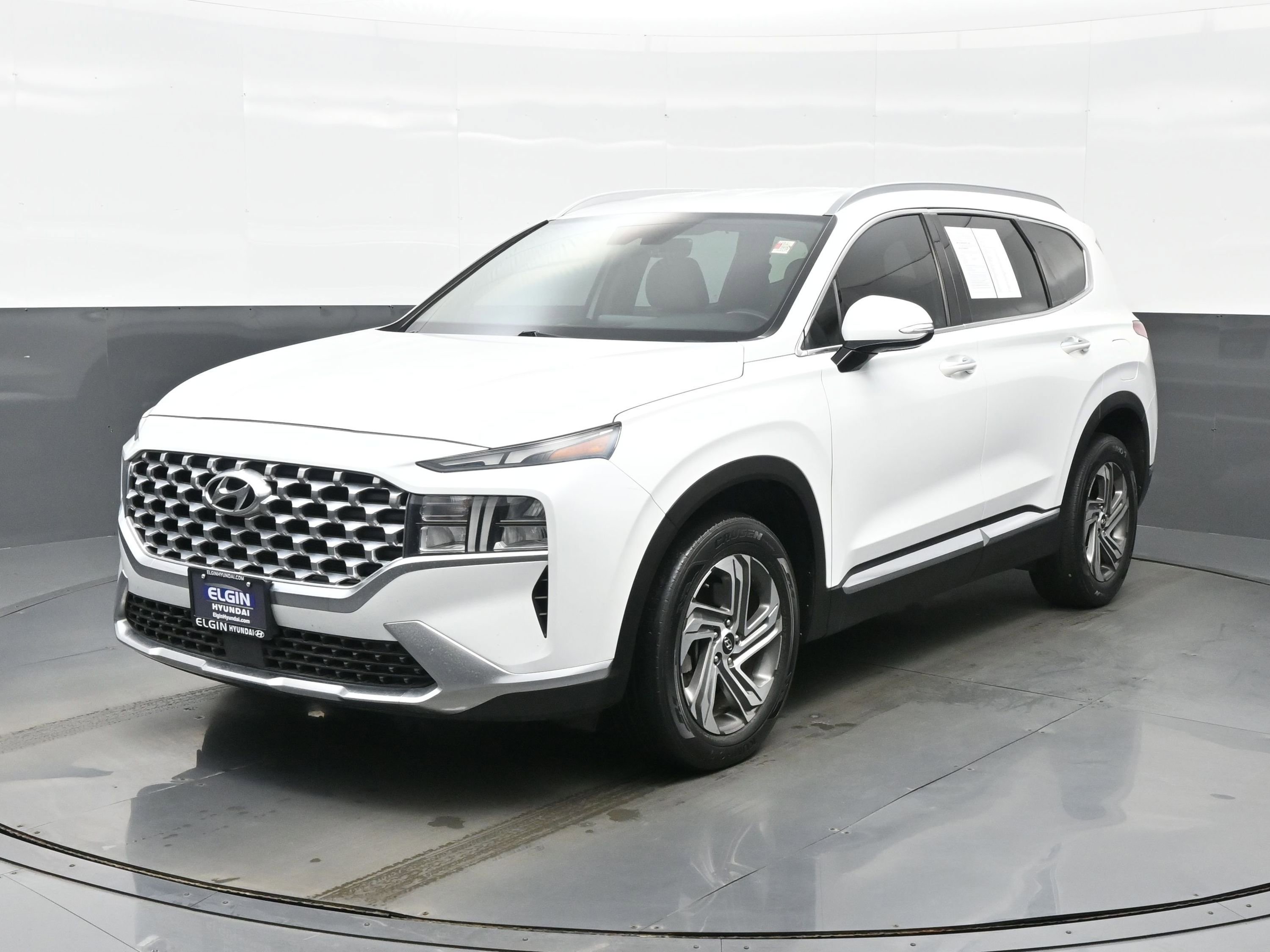 Certified 2021 Hyundai Santa Fe SEL w/ Convenience Package image 2