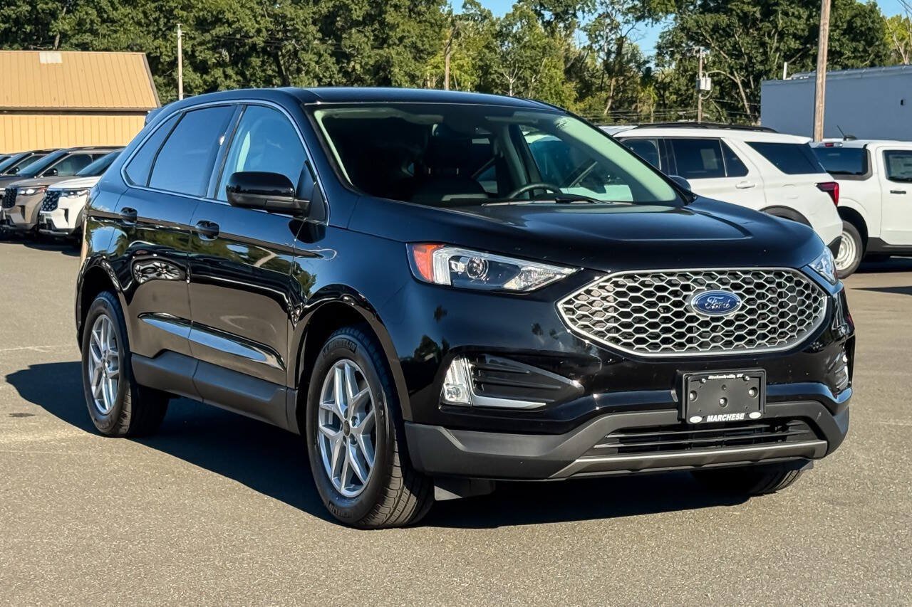 Used 2023 Ford Edge SEL w/ Convenience Package