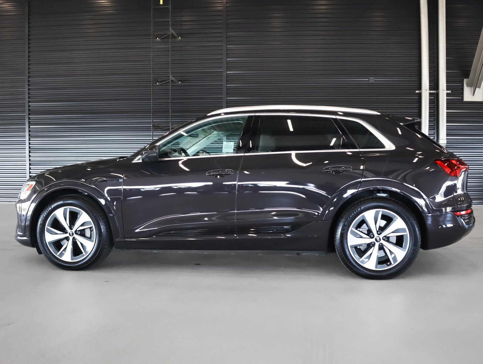 Certified 2024 Audi Q8 e-tron Prestige w/ Prestige Package image 15