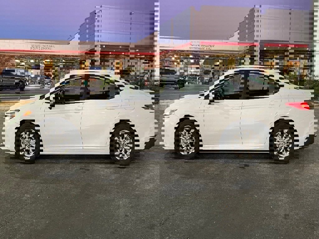 Certified 2025 Toyota Camry LE image 8