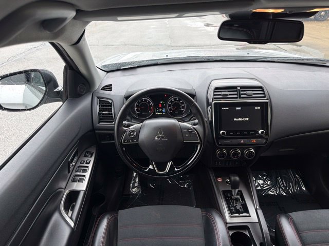 Used 2024 Mitsubishi Outlander Sport SE AWD/4WD image 18