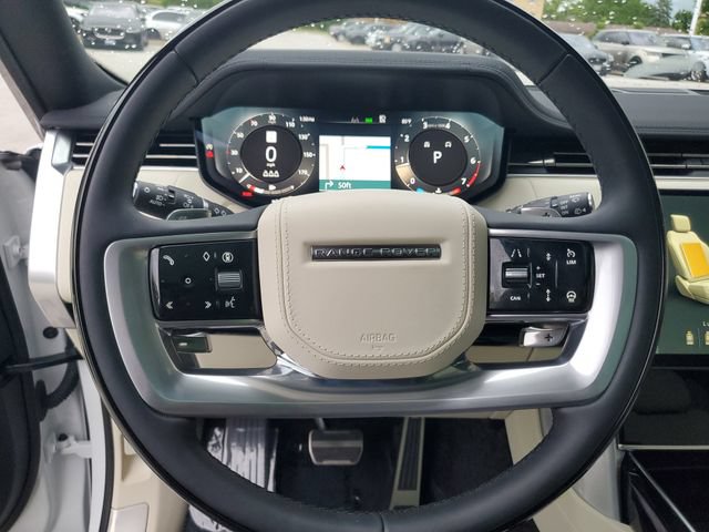 Certified 2026 Land Rover Range Rover SE AWD/4WD image 21