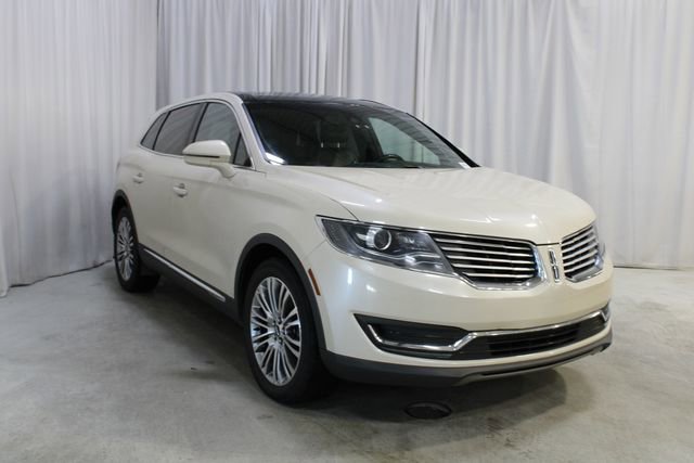 Used 2018 Lincoln MKX Reserve w/ Lincoln MKX Climate Package image 38