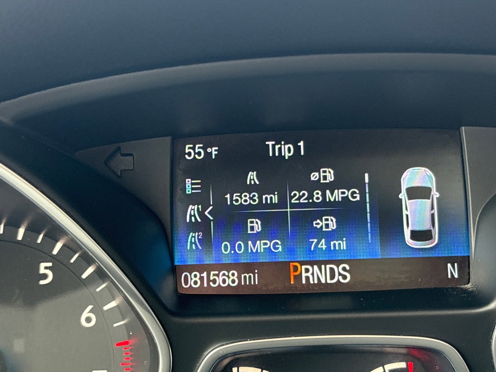 Used 2018 Ford Escape SE w/ SE Sport Appearance Package image 16