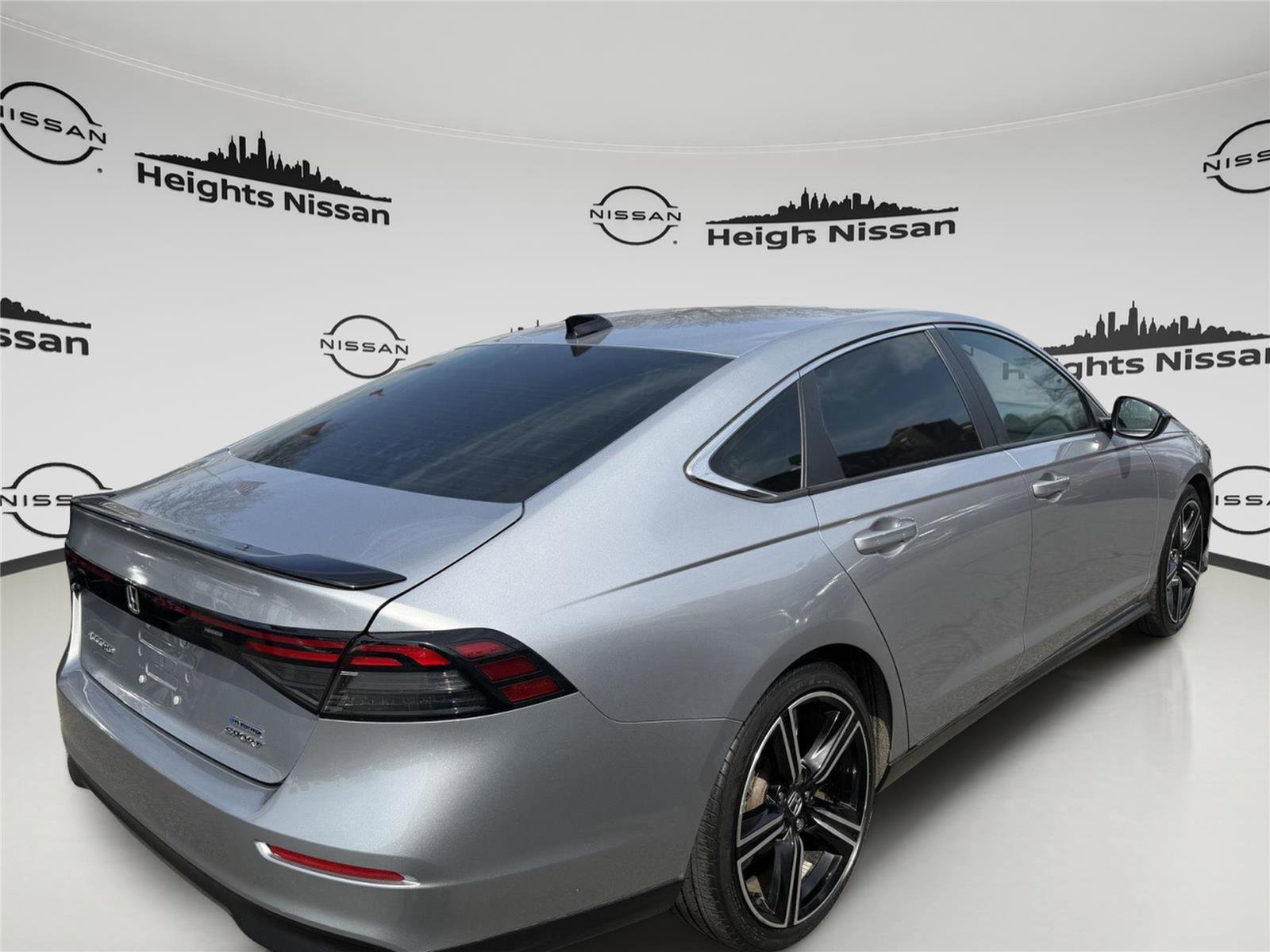 Used 2023 Honda Accord Sport image 5