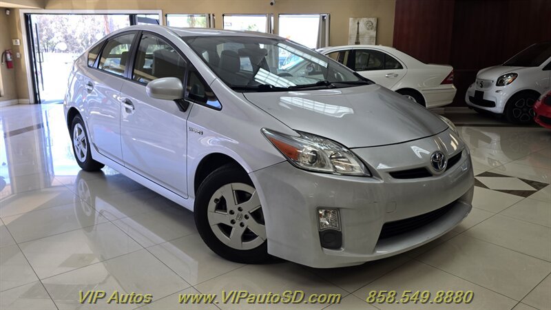 Used 2010 Toyota Prius Two FWD image 1