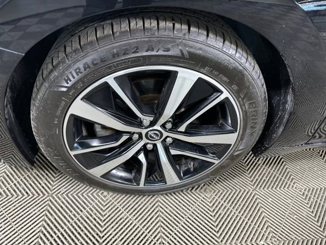 Used 2023 Nissan Maxima SV w/ Floor Mat Group image 10