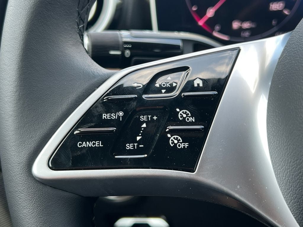 New 2025 Mercedes-Benz C 300 4MATIC Sedan image 22