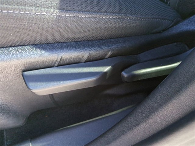 Used 2025 Chevrolet Equinox LT image 21