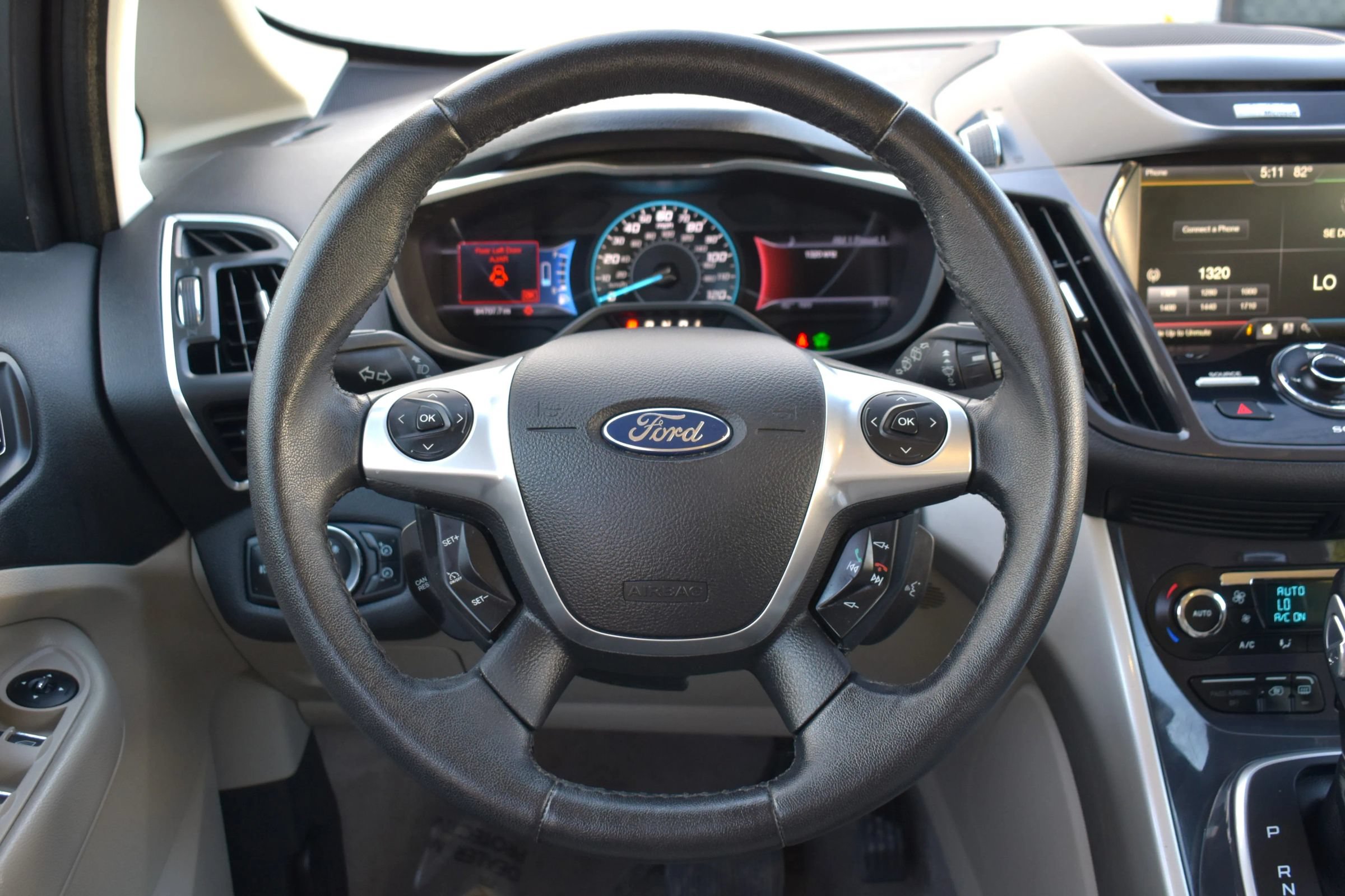Used 2013 Ford C-MAX Energi SEL FWD image 19