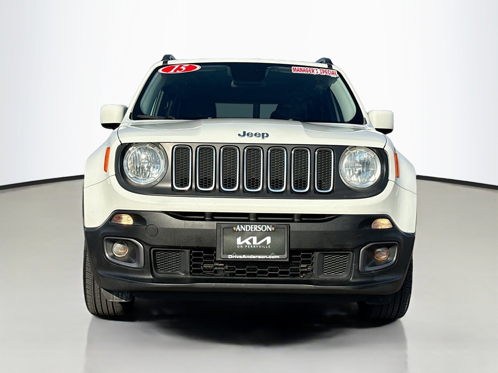 Used 2015 Jeep Renegade Latitude image 16