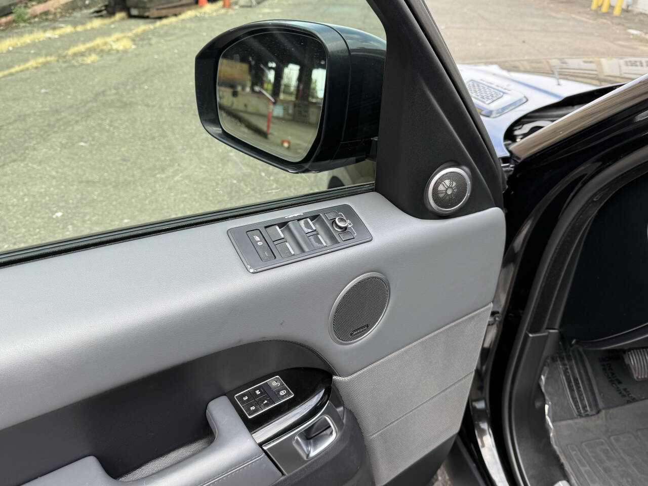 Used 2015 Land Rover Range Rover Sport HSE image 30