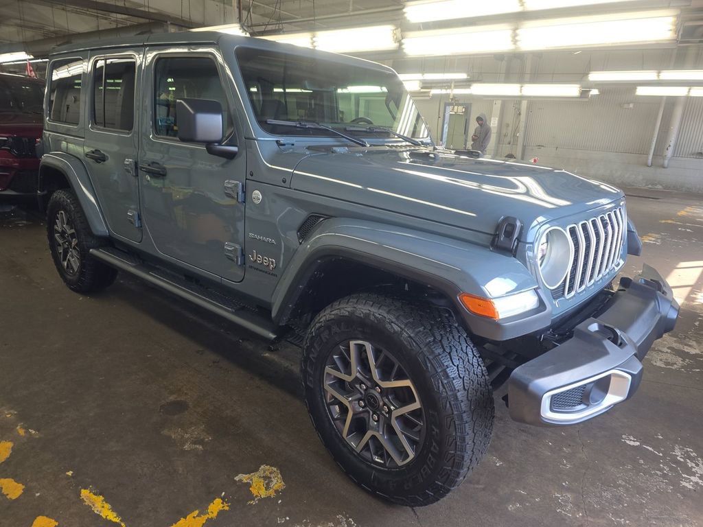 Used 2024 Jeep Wrangler Sahara w/ Technology Group AWD/4WD image 1