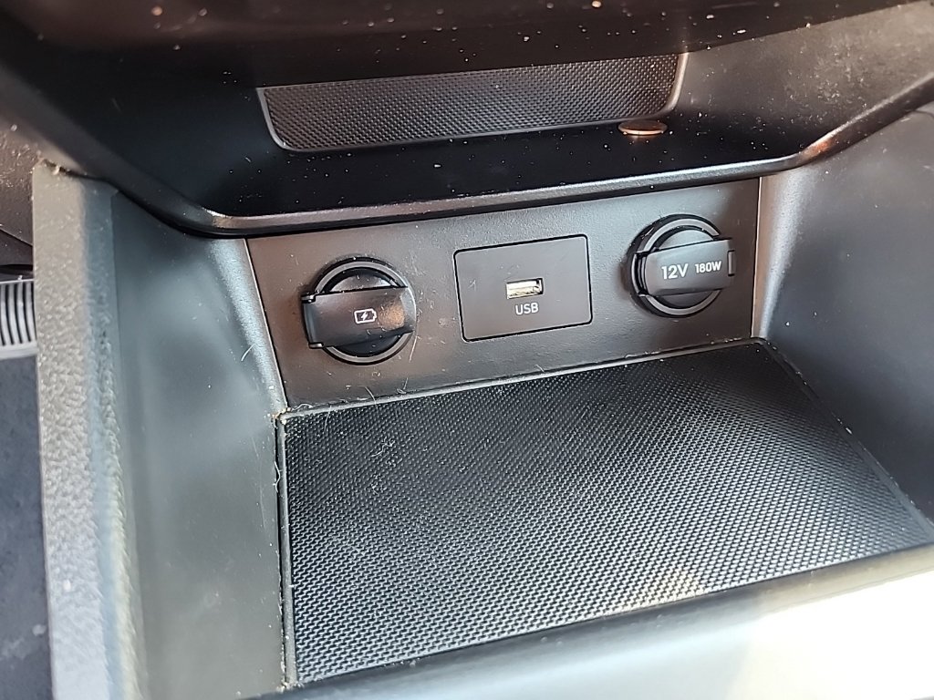 Used 2023 Hyundai Kona SEL AWD/4WD image 22