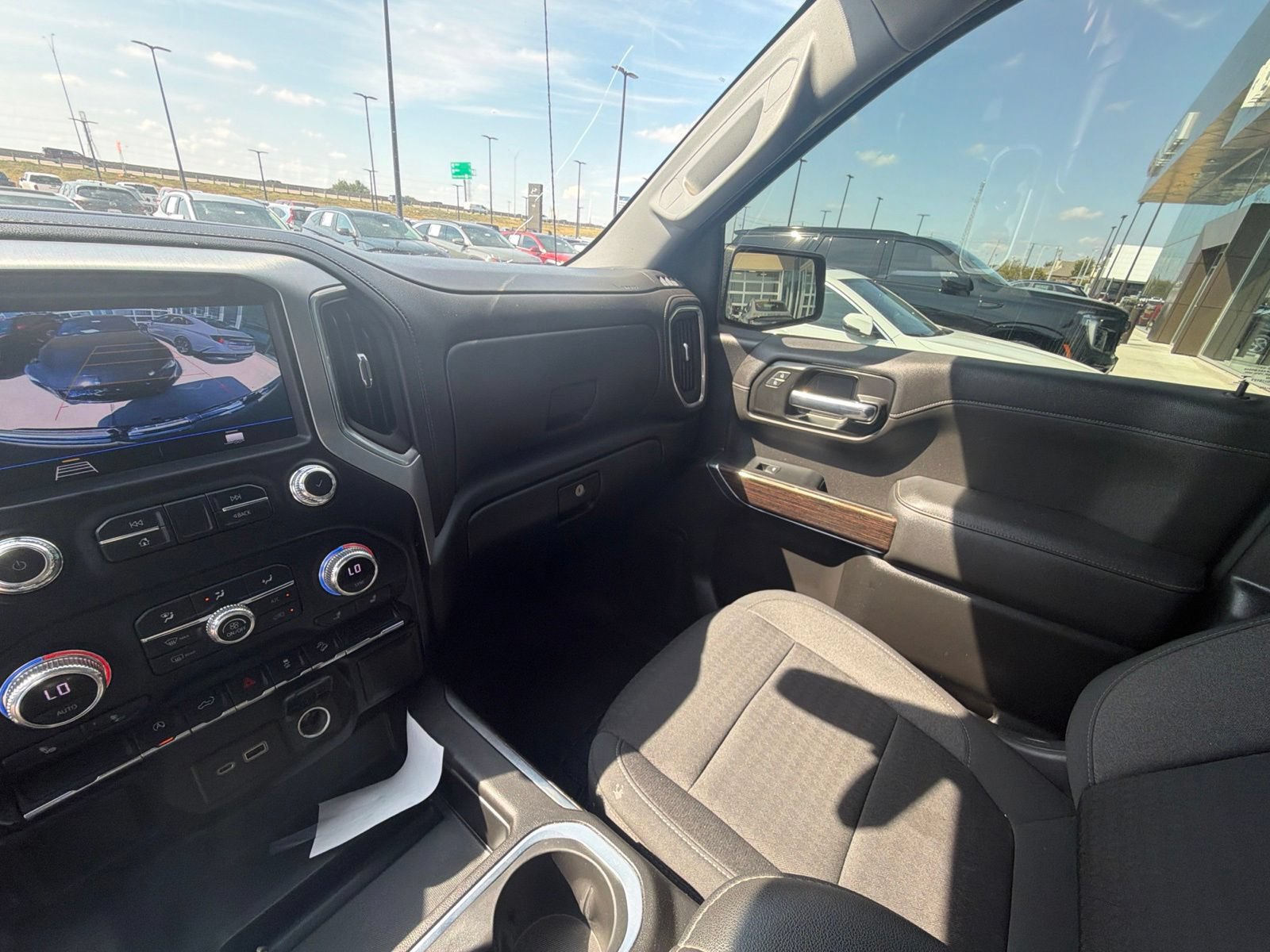 Used 2021 GMC Sierra 1500 Elevation w/ X31 Off-Road Package AWD/4WD image 14
