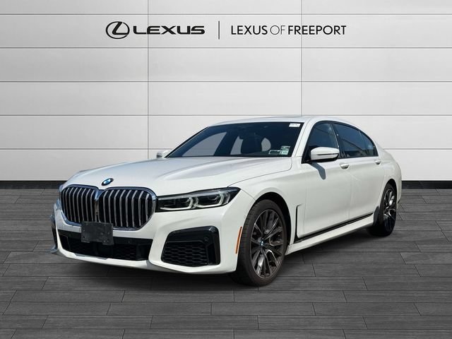 Used 2021 BMW 750i xDrive w/ M Sport Package AWD/4WD image 3