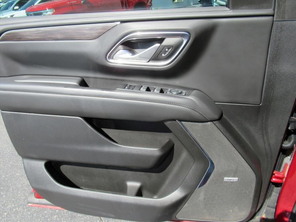 Certified 2024 Chevrolet Suburban Z71 w/ Off-Road Capability Package AWD/4WD image 26