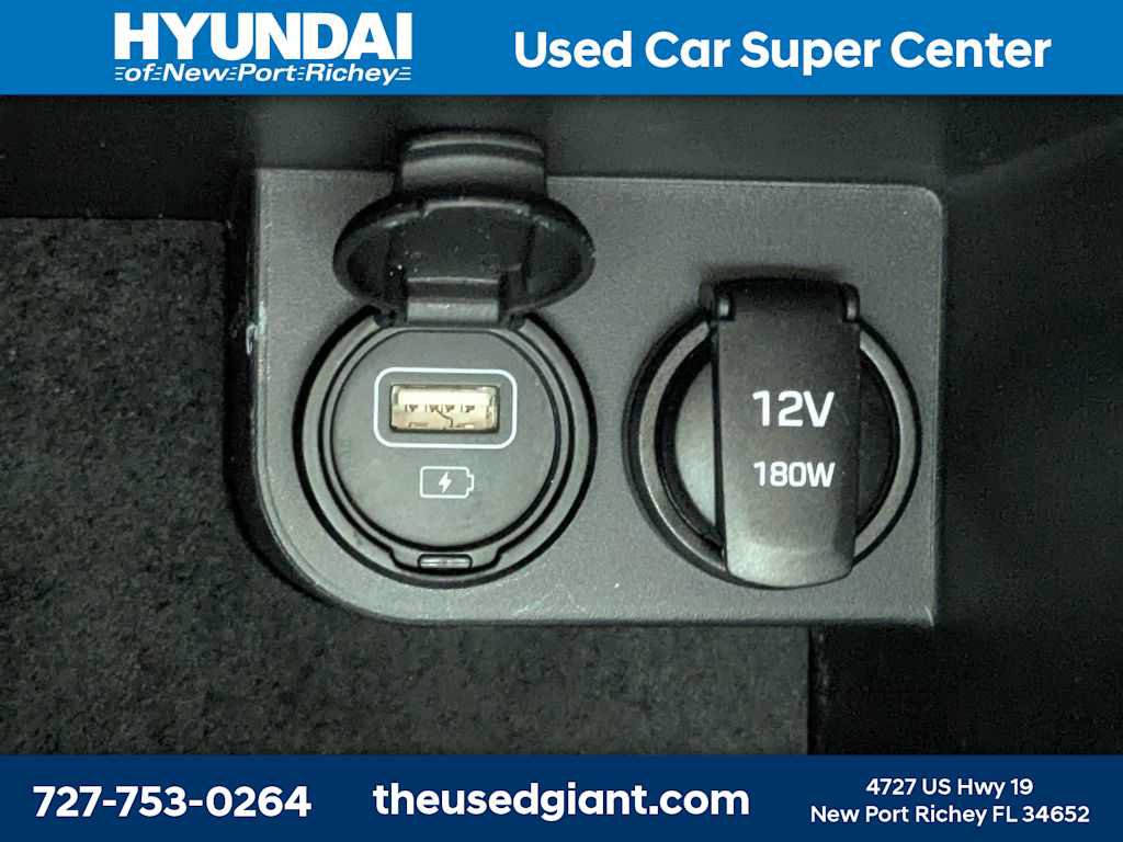 Used 2022 Hyundai Palisade SEL w/ Premium Package FWD image 34