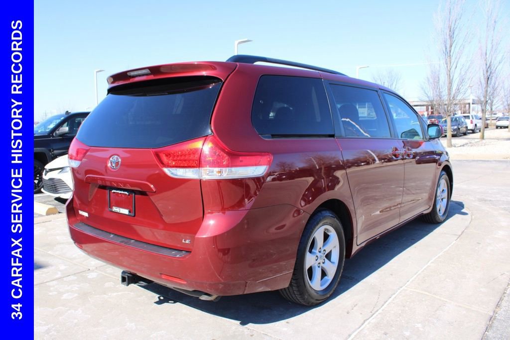 Used 2013 Toyota Sienna LE w/ Towing Pkg image 7