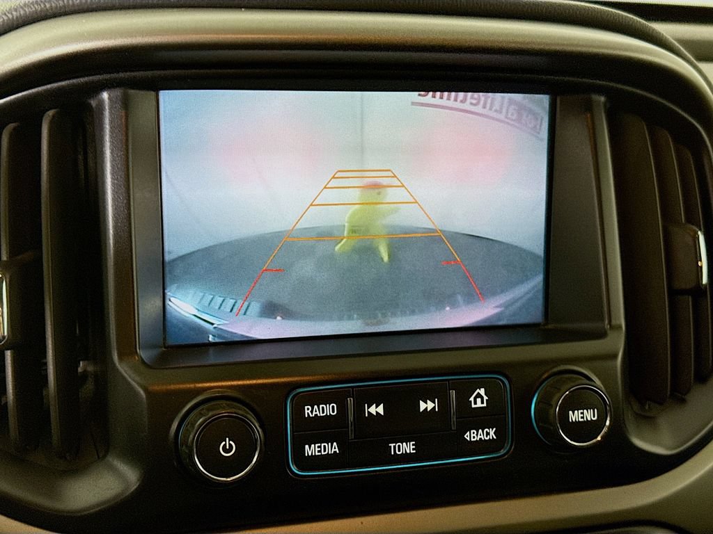 Used 2016 Chevrolet Colorado Z71 AWD/4WD image 5