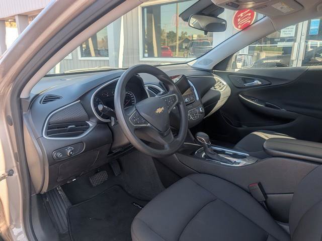 Used 2024 Chevrolet Malibu LT FWD image 9