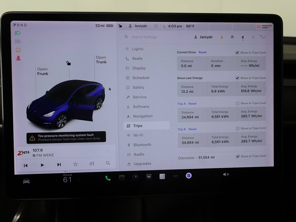 Used 2021 Tesla Model Y Long Range AWD/4WD image 39