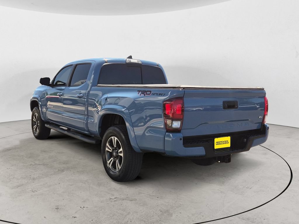 Used 2019 Toyota Tacoma TRD Sport w/ Technology Package RWD image 7