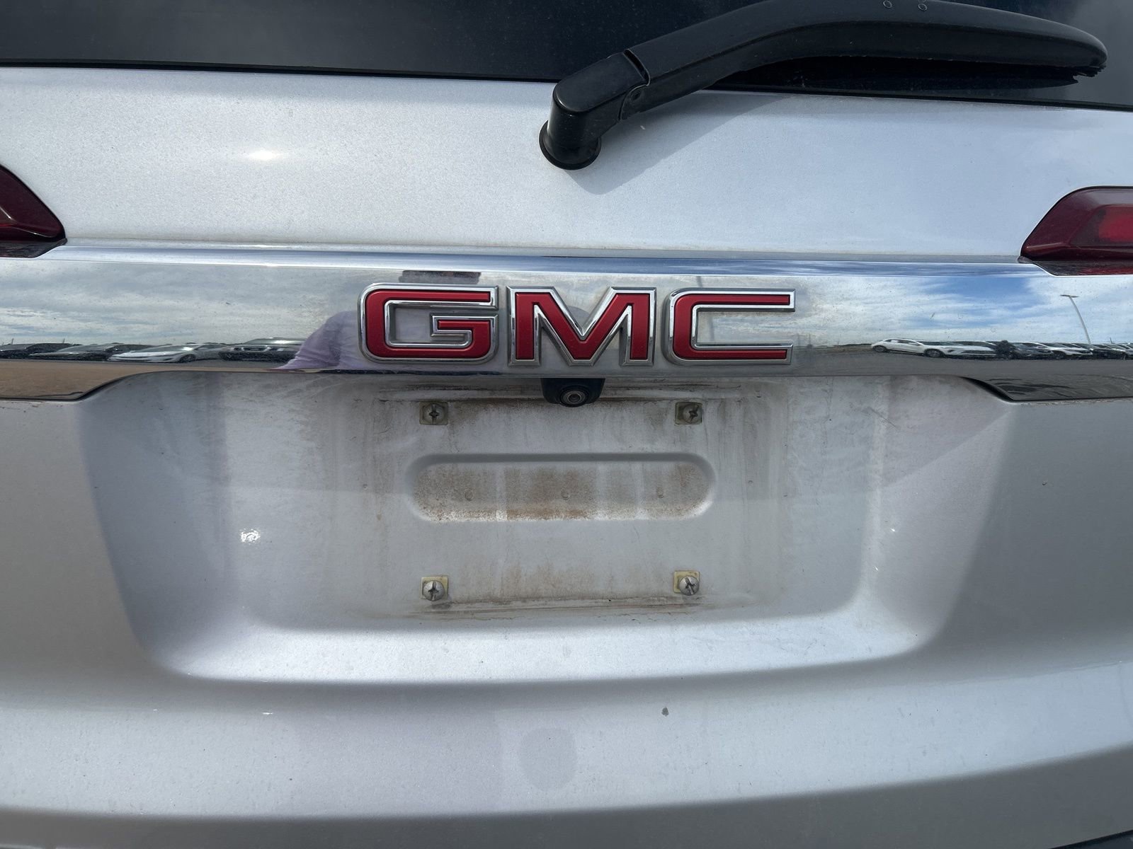 Used 2020 GMC Acadia SLE image 9