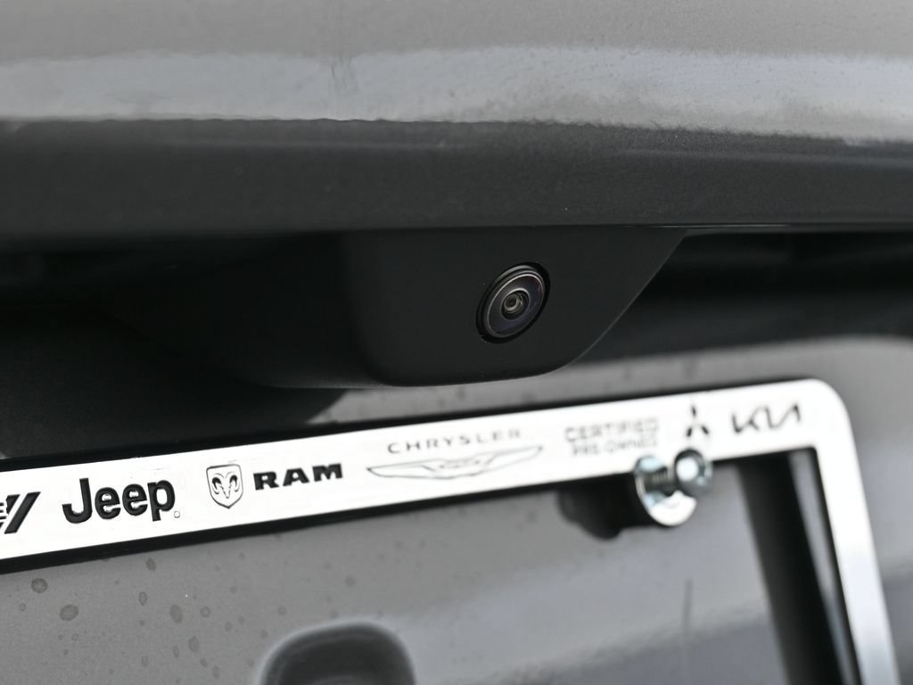 New 2025 Jeep Grand Cherokee Altitude AWD/4WD image 31