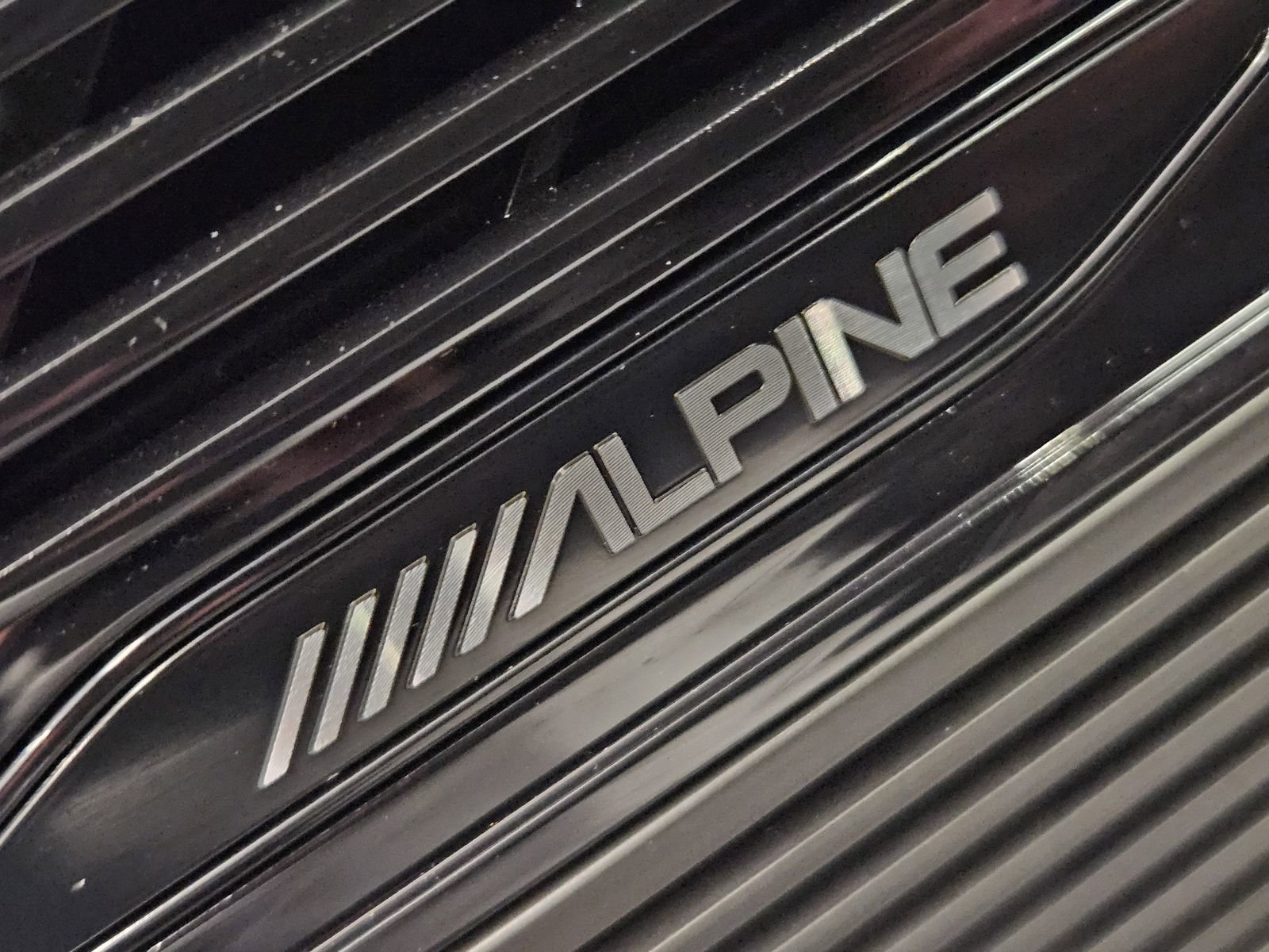 New 2026 Jeep Cherokee Overland image 23