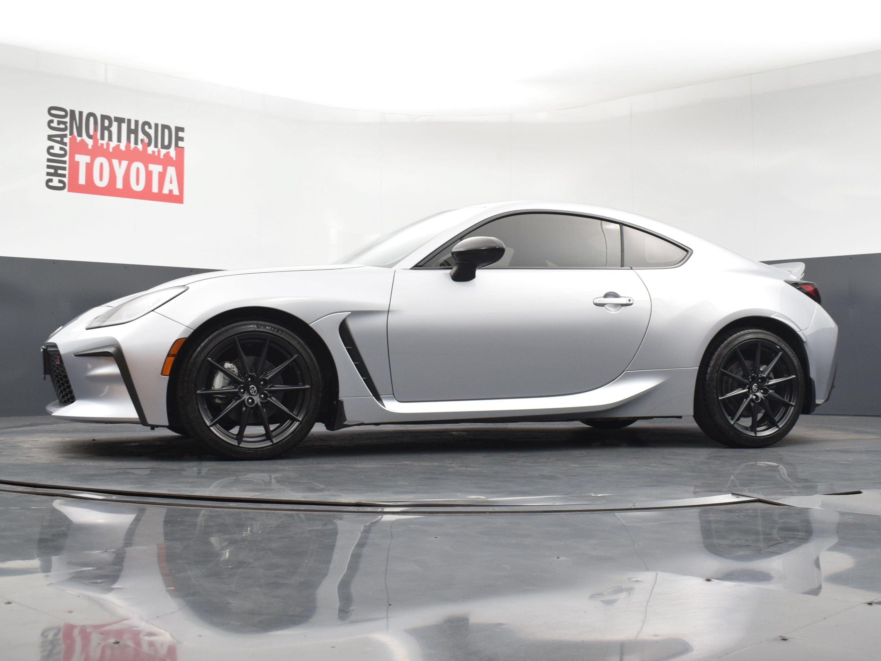 Used 2024 Toyota GR86 Premium RWD image 26