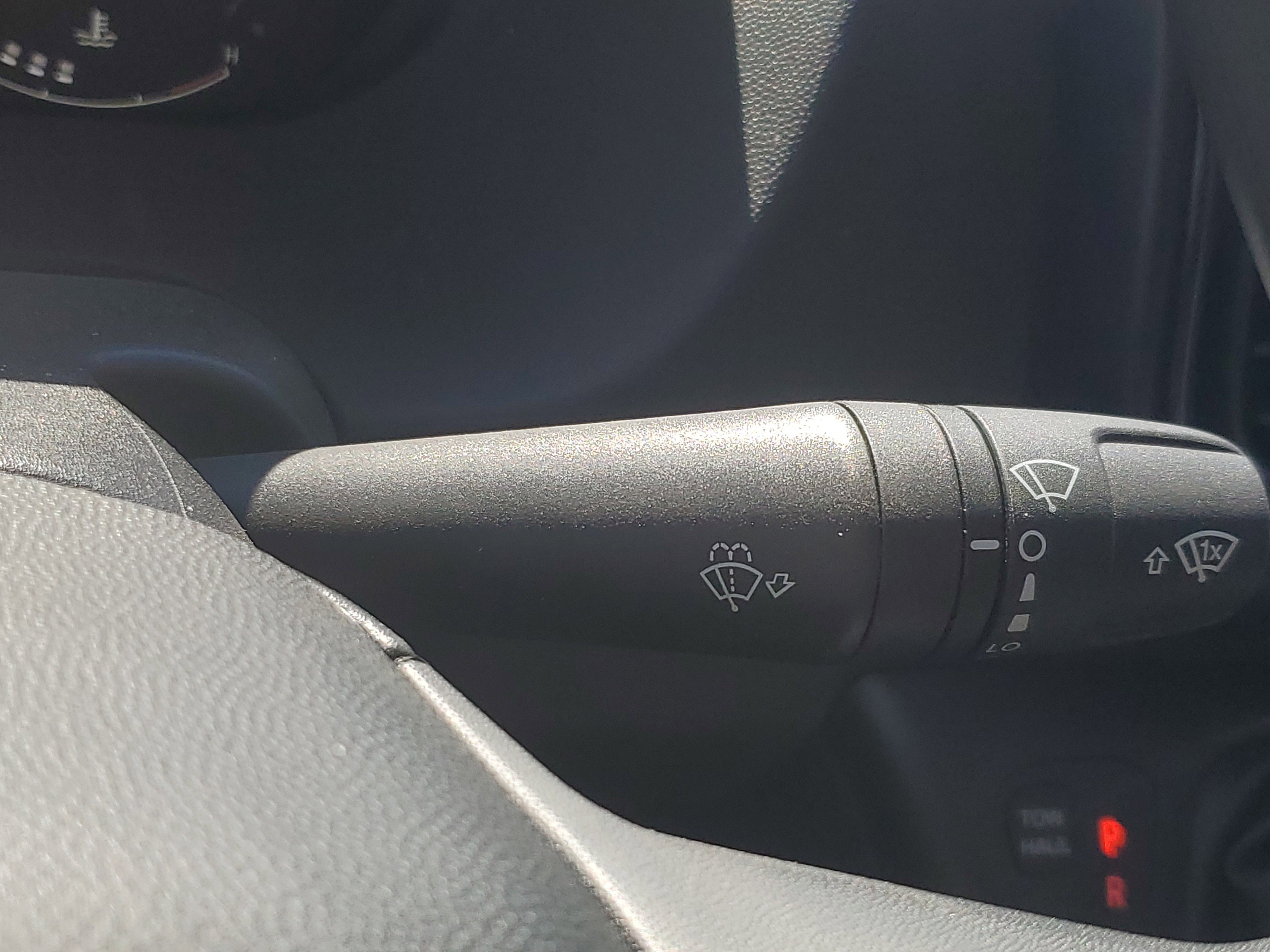 Used 2025 RAM ProMaster 2500 w/ Convenience Group image 14