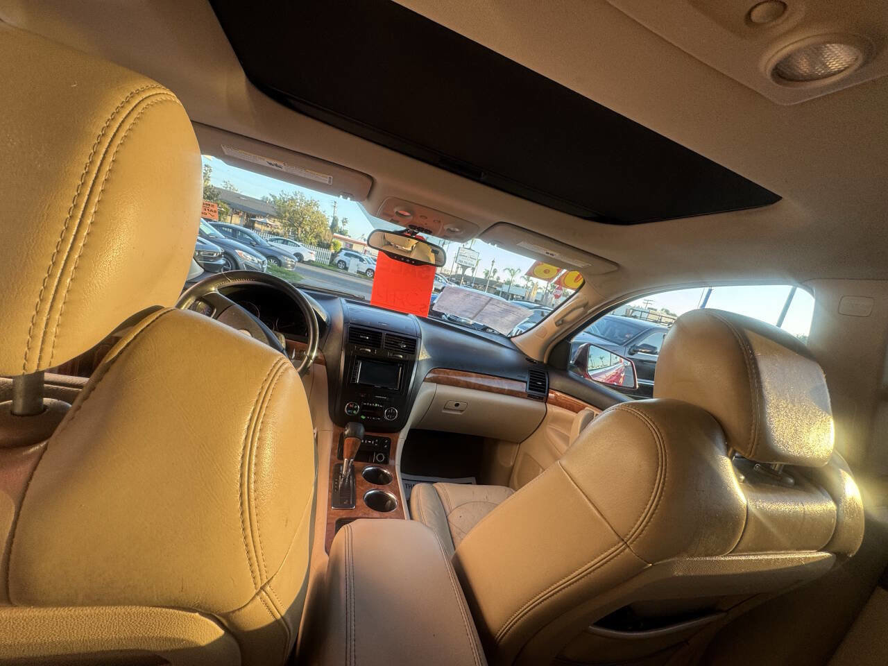 Used 2008 Saturn Outlook XR w/ Luxury Package image 13