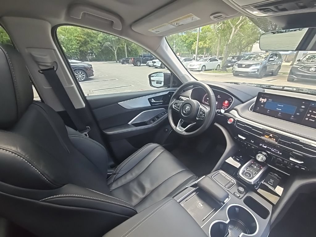Certified 2024 Acura MDX w/ Technology Package FWD image 40