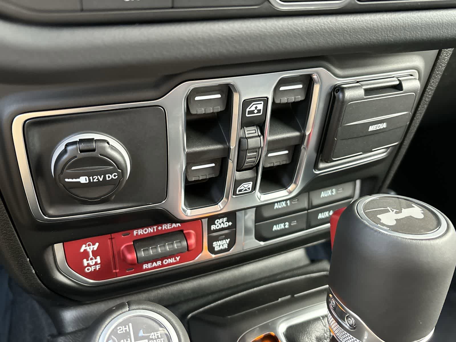 New 2026 Jeep Wrangler Unlimited Rubicon AWD/4WD image 23