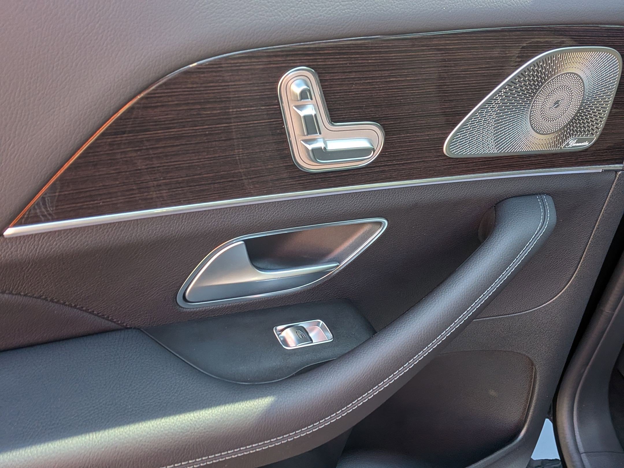 Certified 2025 Mercedes-Benz GLS 450 GLS 450 image 25